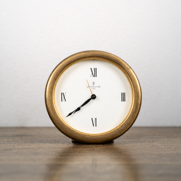 Horloge de table en laiton vintage (style minimaliste)