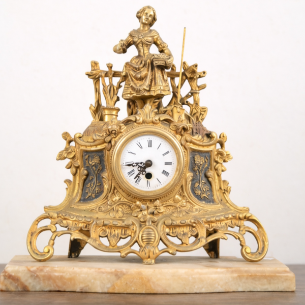 Pendule en Bronze Ancienne XIXe Siècle | Style Rococo - Rare.ma